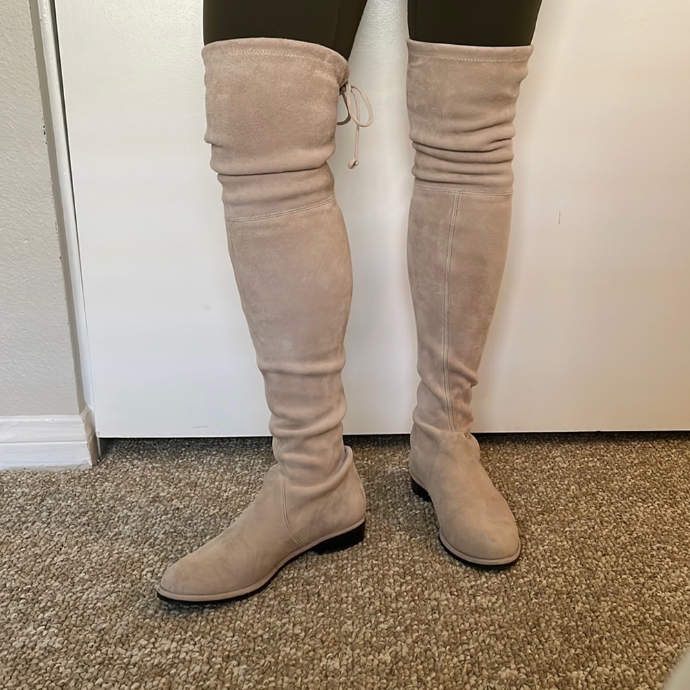 New! Stuart Weitzman Pebble Suede Lowland Boot, Size 6 - Picture 4 of 5